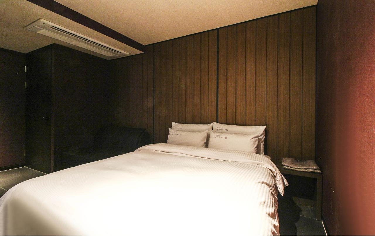 Haeundae Yeoubi Hotel Busan Exterior photo
