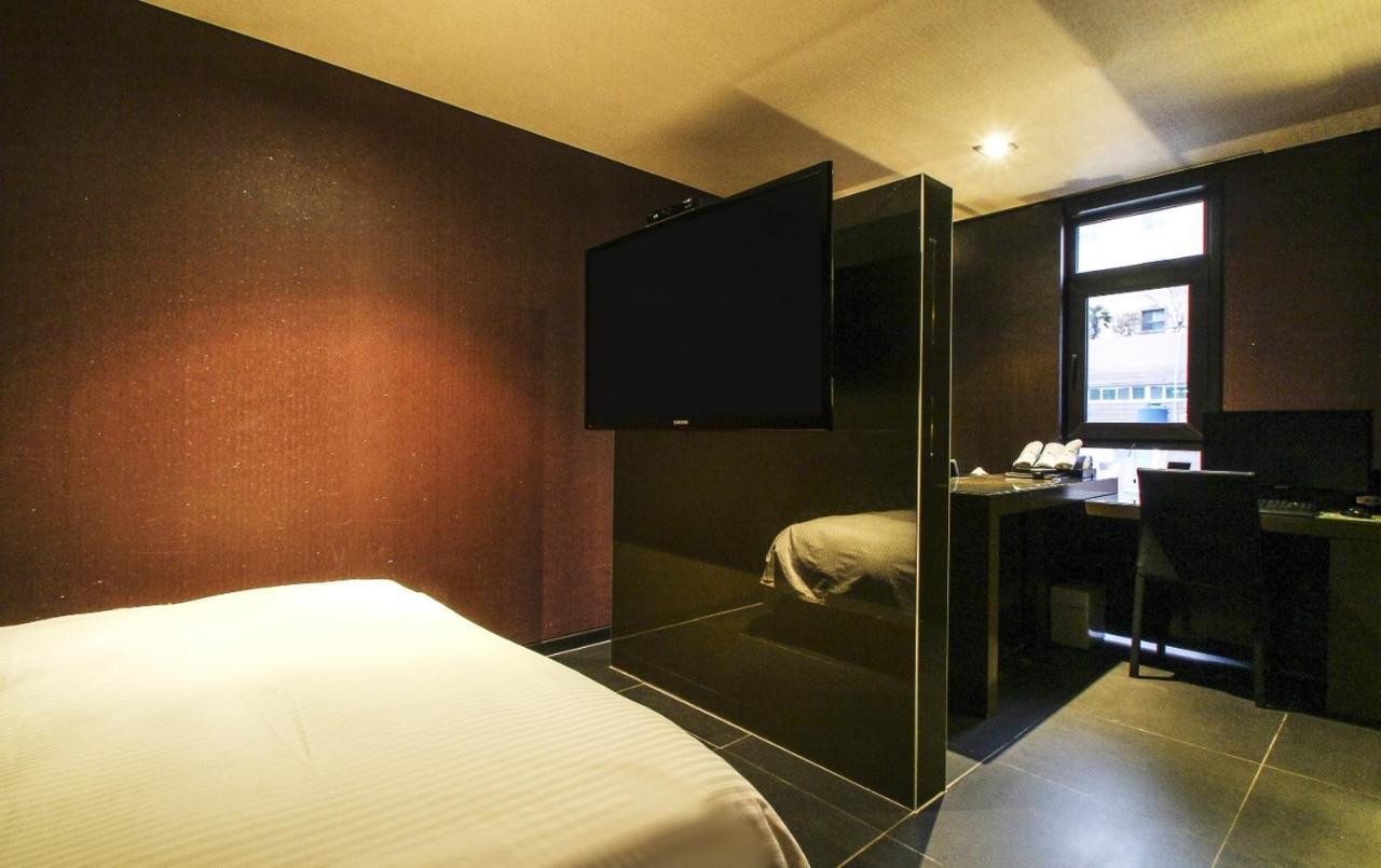 Haeundae Yeoubi Hotel Busan Exterior photo