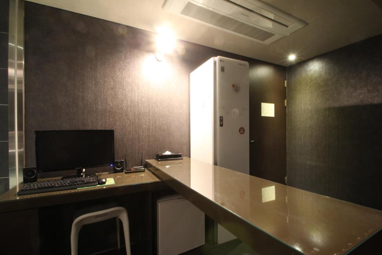 Haeundae Yeoubi Hotel Busan Exterior photo